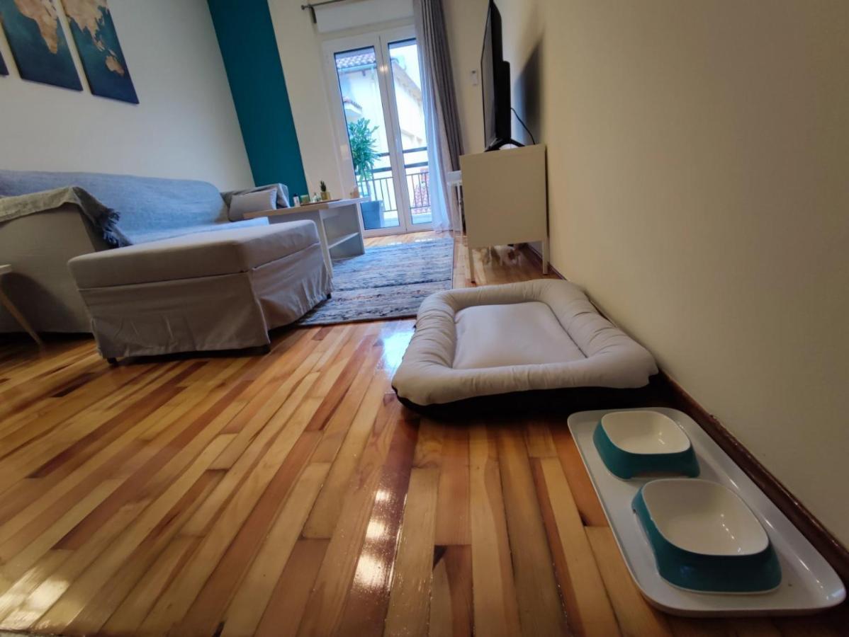 Wood & White Apartment In Historic Center With 2 Bedrooms Ioannina Buitenkant foto